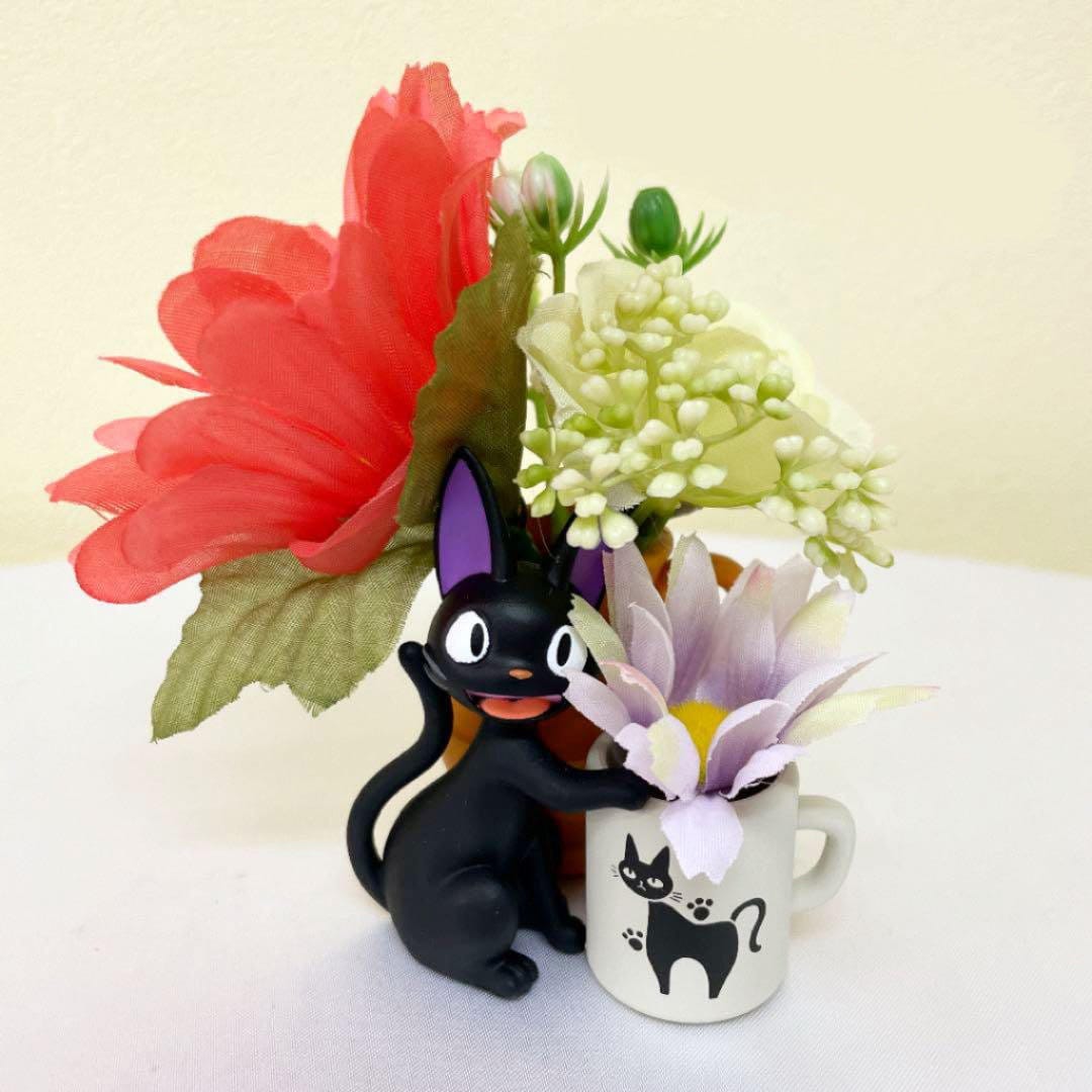 Official Ghibli Jiji Figure/Accessory Holder • Kikis Delivery