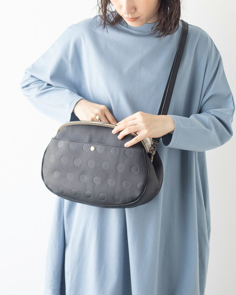 おしゃれのアクセントに「キャンディ がま口 ショルダーバッグ