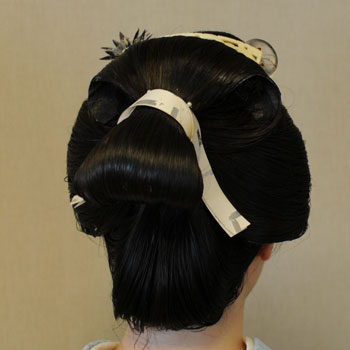 日本髪図鑑 048 つぶし島田(元禄風)