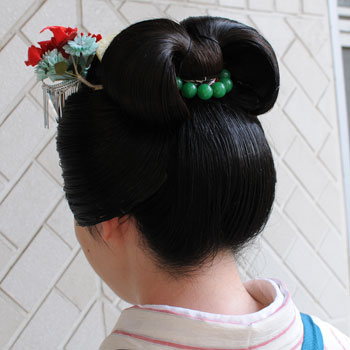 日本髪図鑑 055 銀杏返し