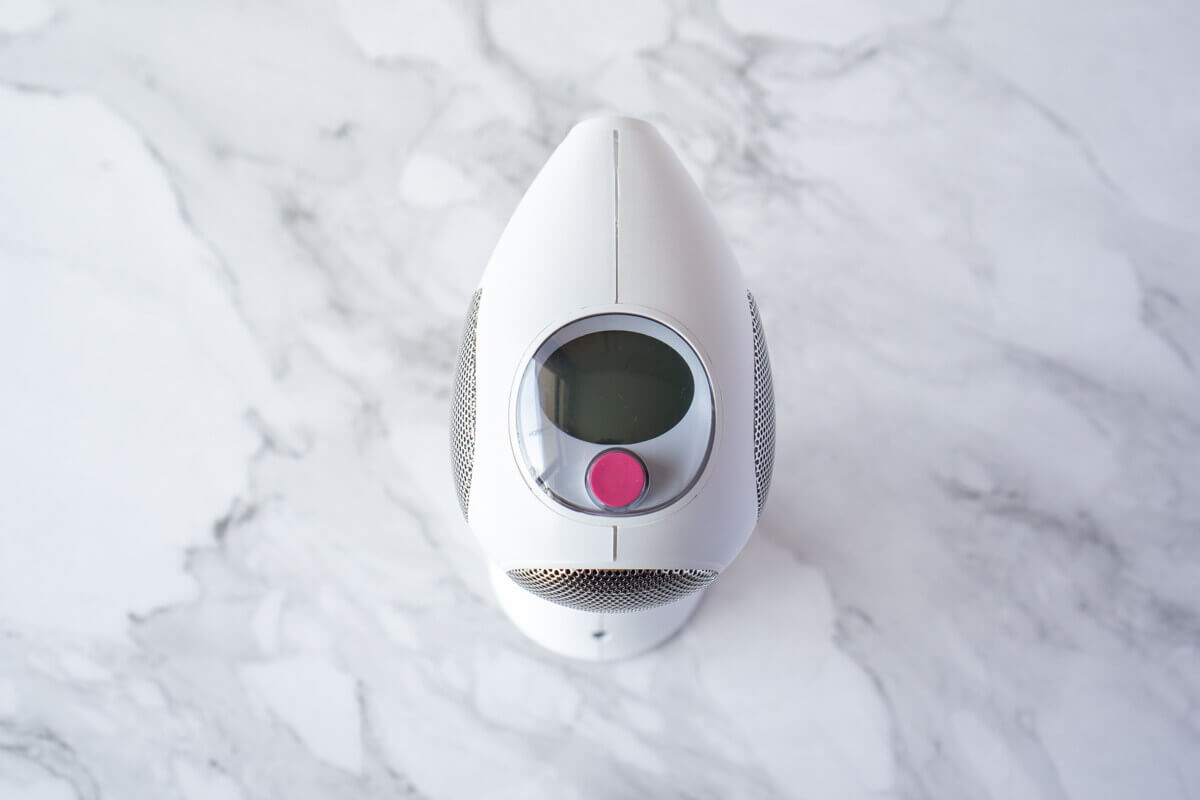 ついに日本での発売再開！パーソナルレーザー脱毛器トリア 4X 使用