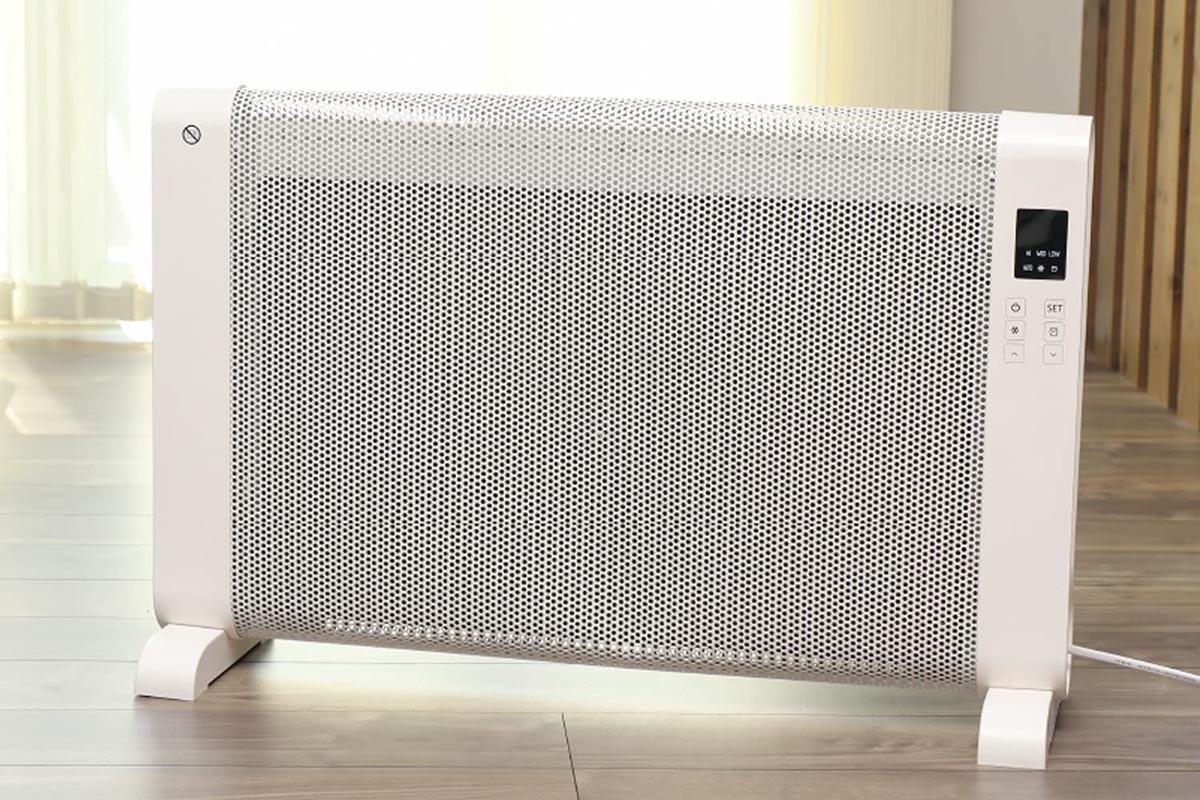 遠赤外線で乾燥しにくく、じんわり暖めるパネルヒーター - 家電 Watch