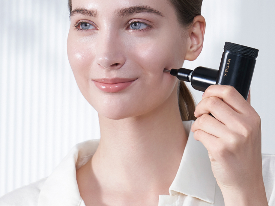 MYTREXの電動フェイスポインター 顔や頭皮のリフトケアに - 家電 Watch