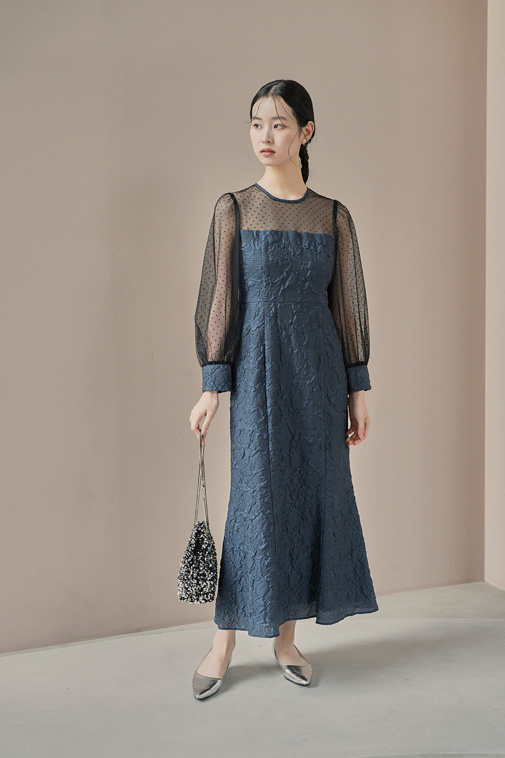 kaene公式オンラインストア エンボスフラワードットミックスドレス