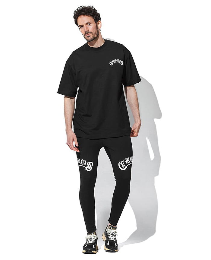 クロノス アーチ ブラックレター オーバーサイズ Tシャツ – 買えるLEON