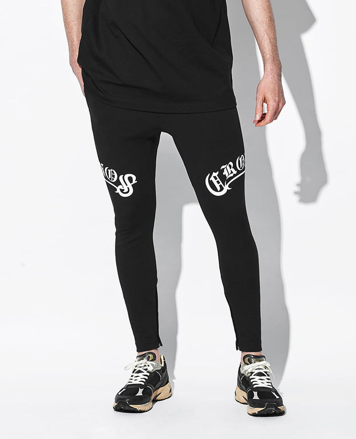 0325CRIME_012_M_002_700x.jpg?v