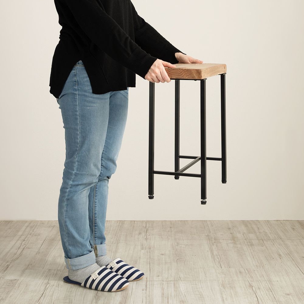 アイアンフレームスツール kaku 家具の製造・販売 友安製作所