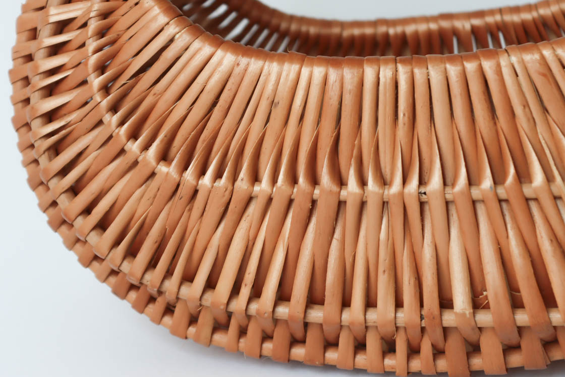 ラトビア ヘン・バスケット (L)