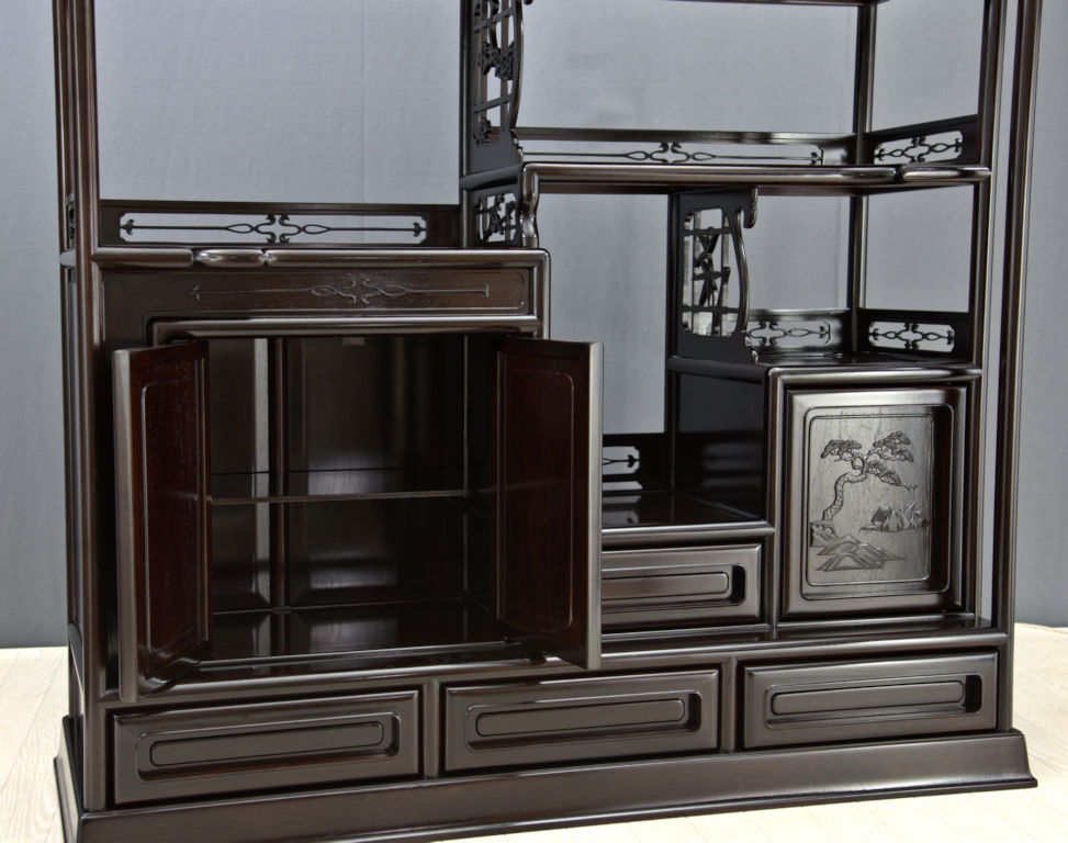 飾り棚: 紫檀 7枚戸 彫り入り 3.8尺棚 no.8627 / 唐木家具OSAKA