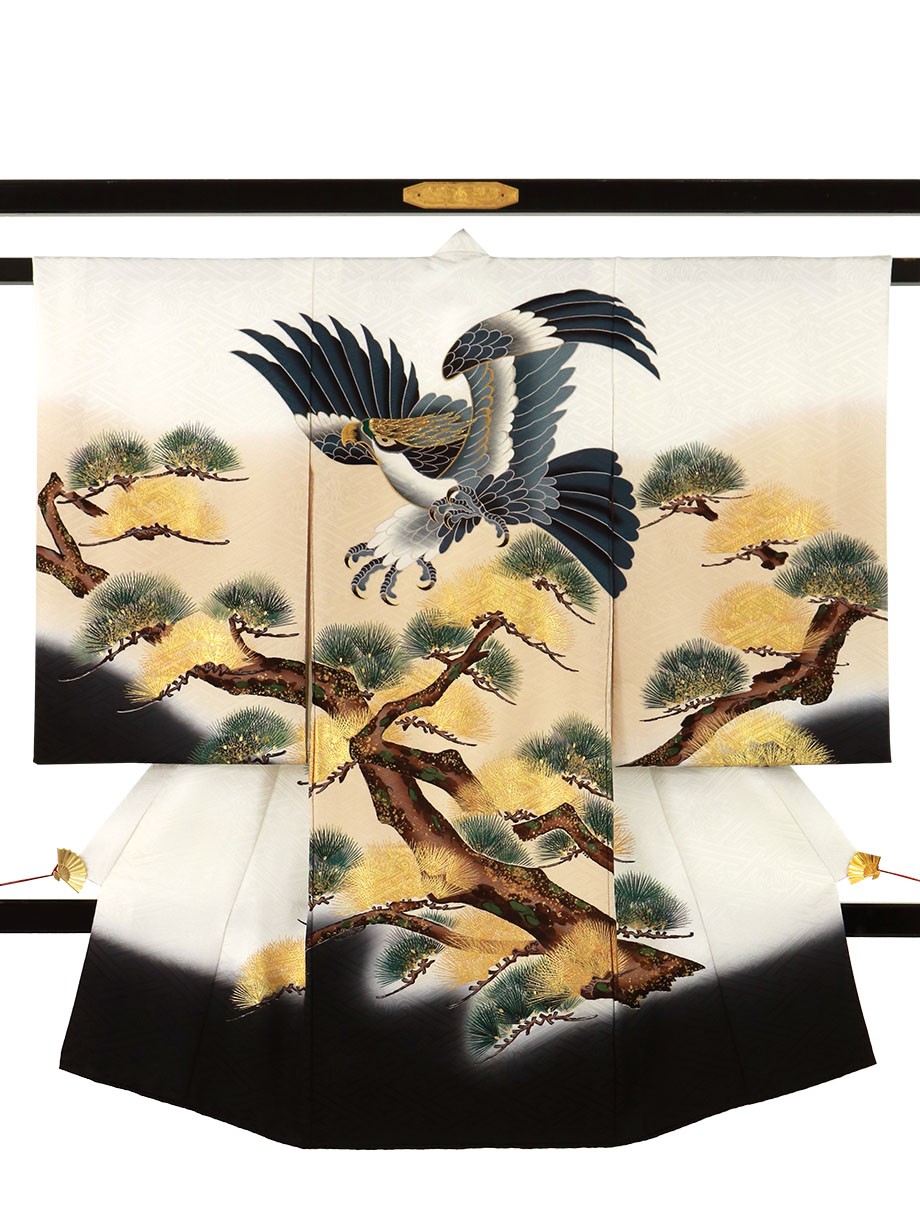 お宮参り産着レンタル／白地に鷹と針松の祝い着／男児 | お宮参りの産