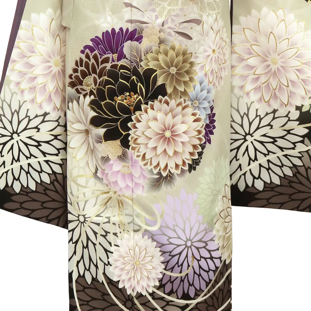 JAPAN STYLE》灰白色にむじな菊の着物／七五三・七歳女の子 | 宅配着物