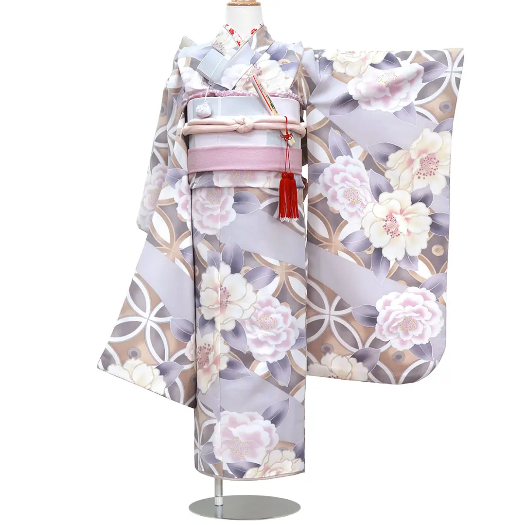 アイスグレー地にピンクと白椿の着物（紫）／七五三・七歳女の子