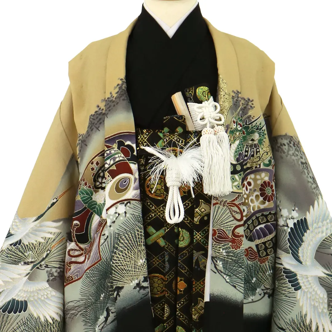 黒地に鷹と虎と鶴、黒の袴／七五三・五歳男の子・袴 | 宅配着物