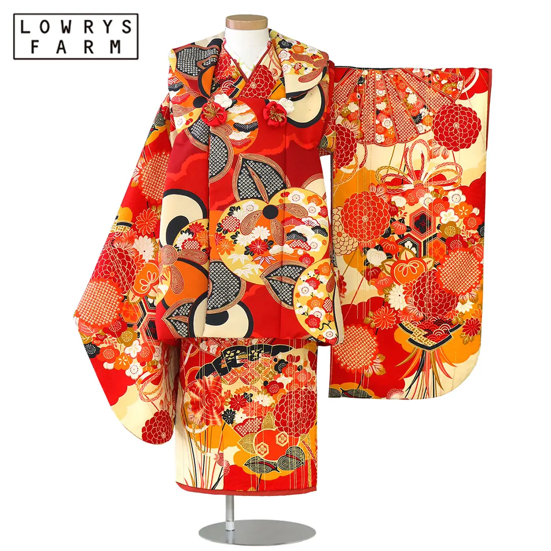 七五三着物レンタル ／《LOWRYS FARM》クリーム地に橘花と檜扇、赤の