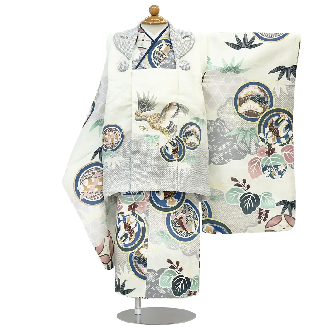 花うさぎ》白地に宝尽くし、鷹の被布コートセット／七五三・三歳男の子