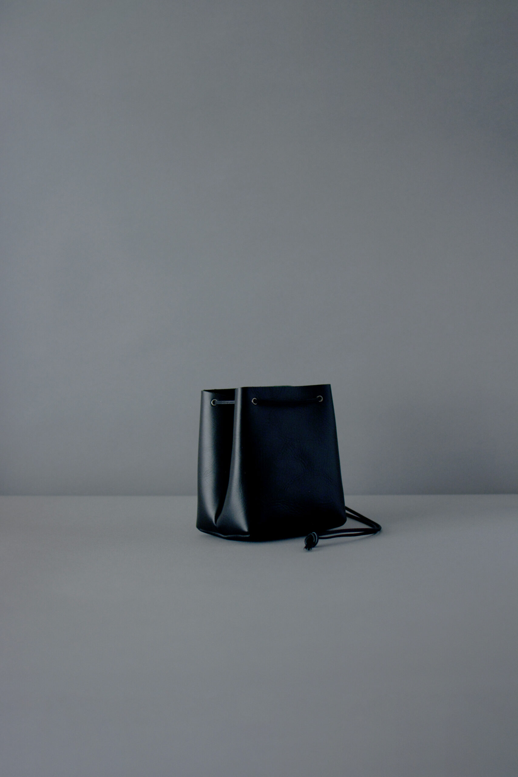 MINI SHOULDER BAG | MOLVAR official web site