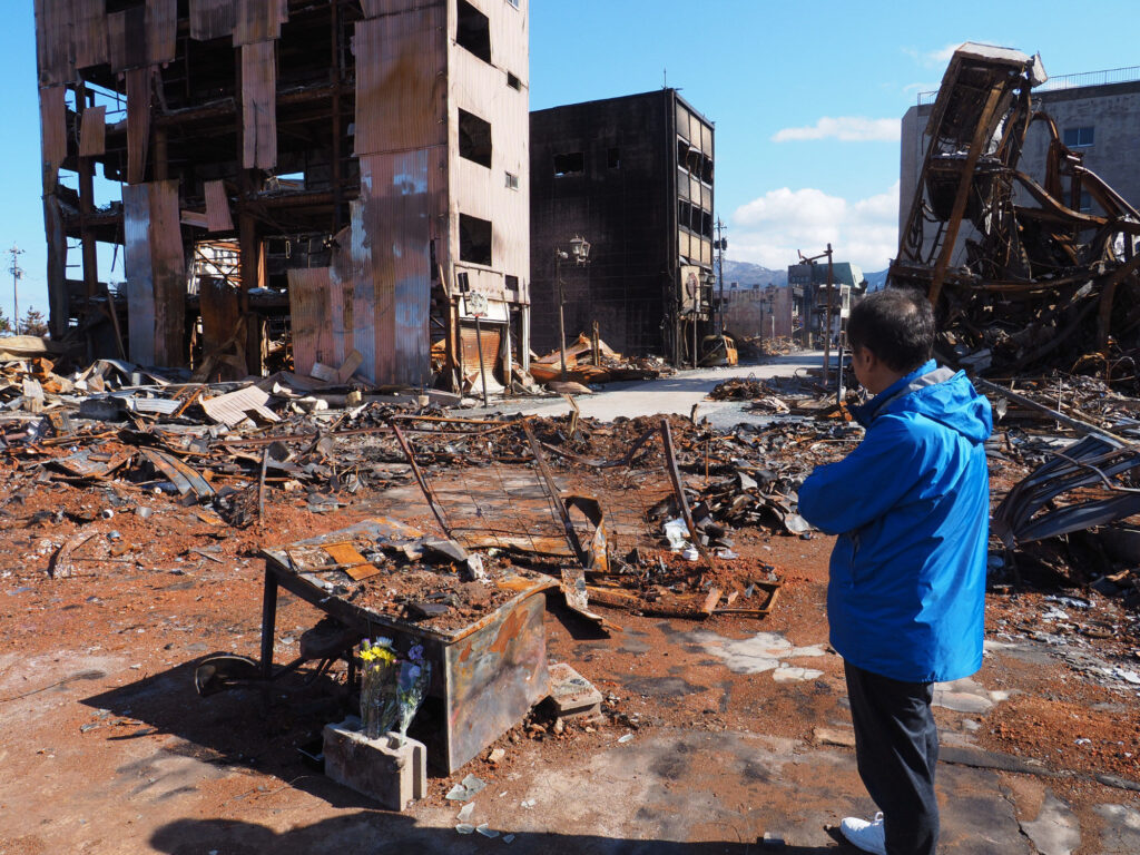 能登2011~24④焼け野原の輪島朝市 – 月刊 風まかせ