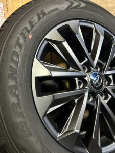 ランドクルーザー250 ランクル250 ZXは高額買取可能です！ 純正アルミ