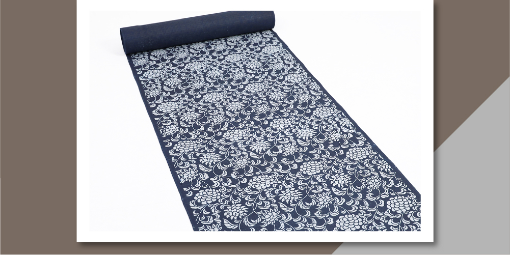 綿麻着物 紅梅 紺仁 越後型染 草花 紺