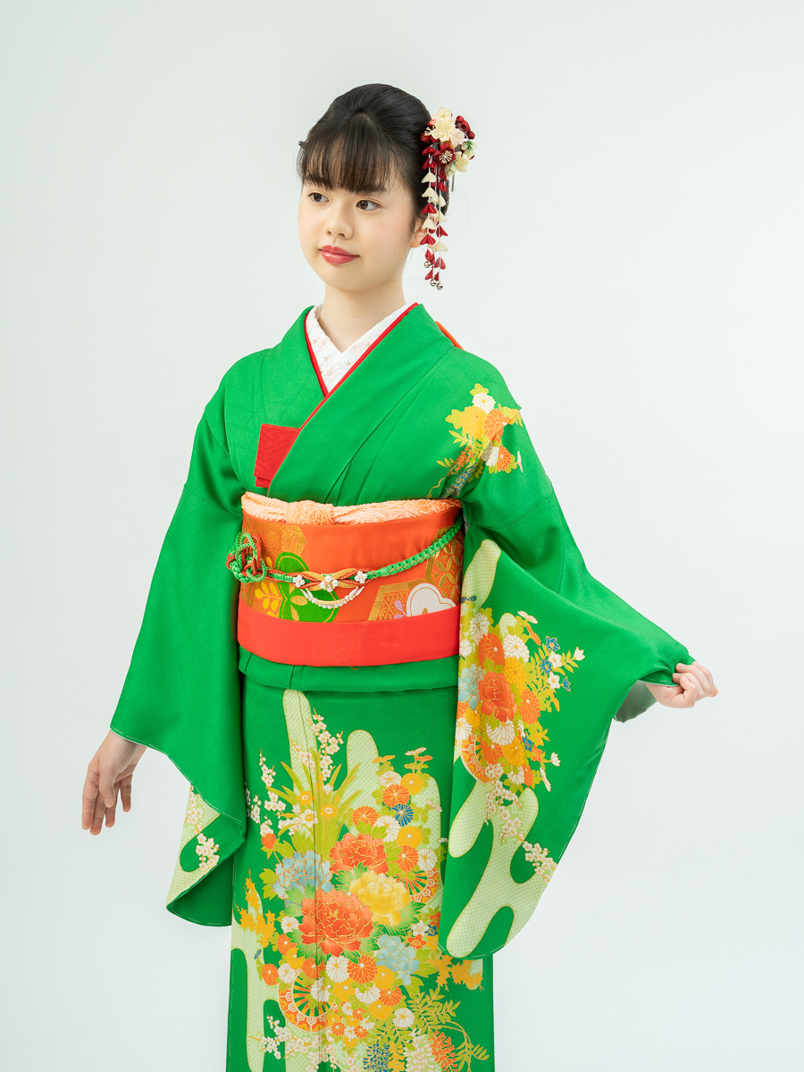 十三参り女の子の高級着物レンタル】緑色の十三参りきもの・正絹