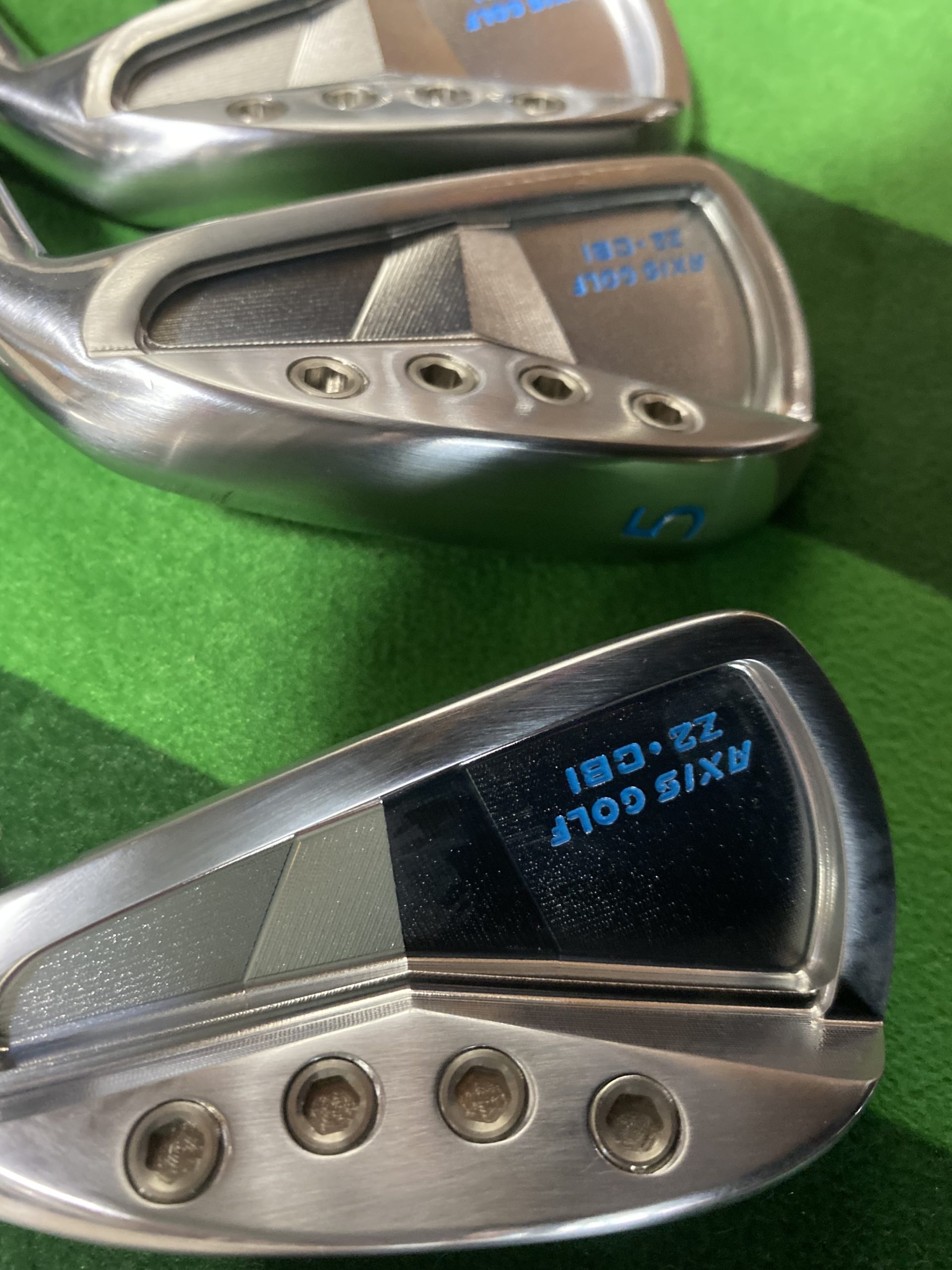 大好評！！ アクシスZ2アイアン CBI | キングベア ゴルフクラフト