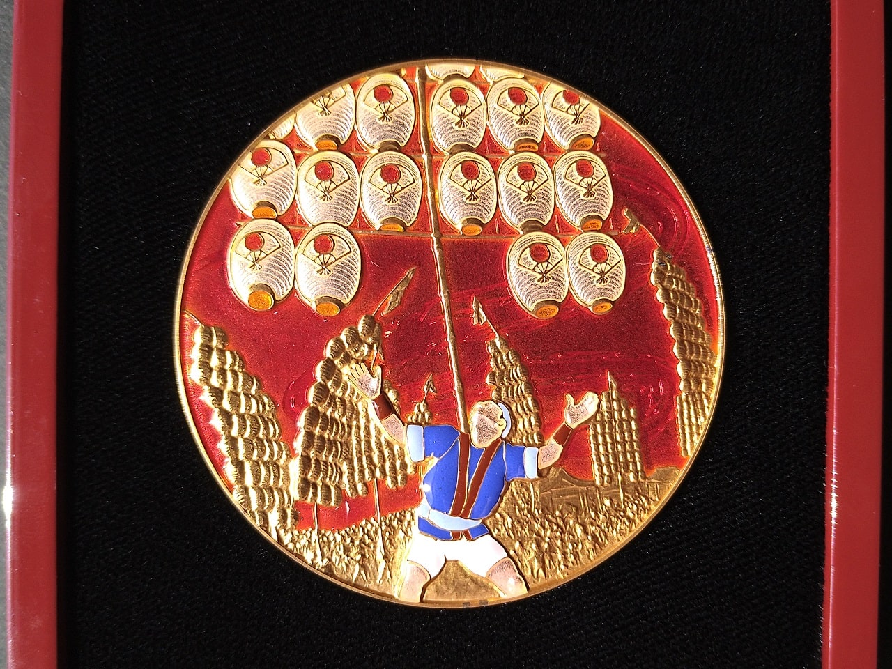 造幣局 七宝章牌 秋田竿燈まつりの紹介（2014） | 金銀砂子・造幣局の