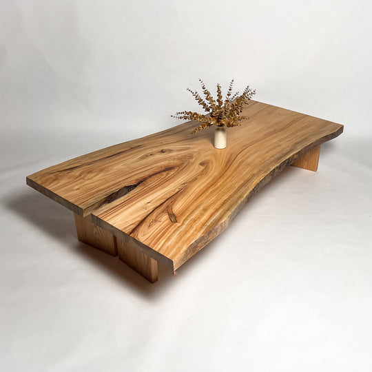 楠一枚板ローテーブル｜鬼童銘木（KIDOMEIMOKU） – 【公式】鬼童銘木