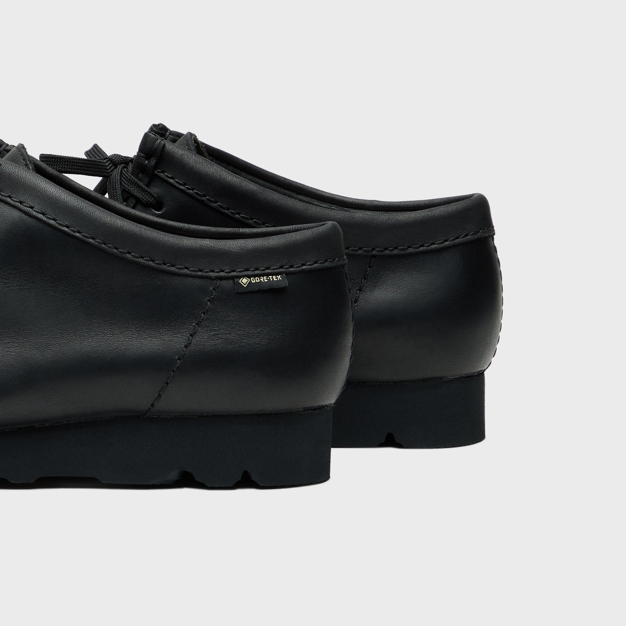 Clarks Wallabee GTX - Black – Kith