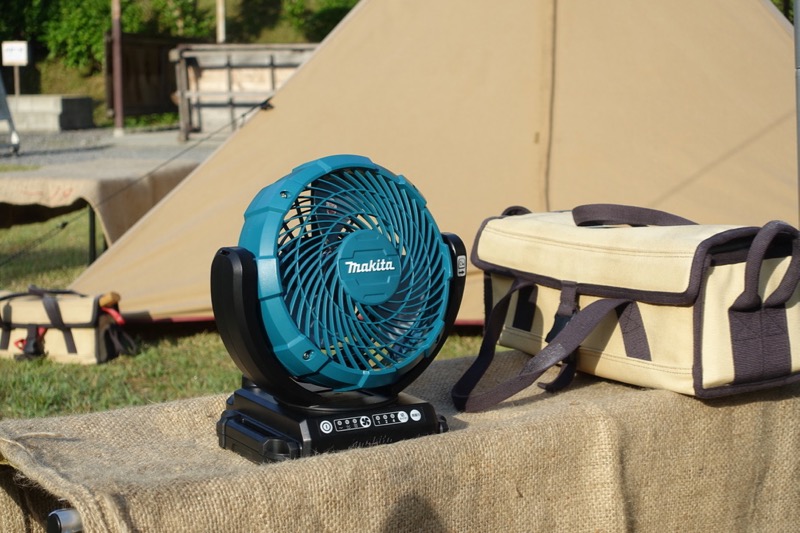 マキタ扇風機「CF102DZ」がキャンプで最強な理由（レビュー