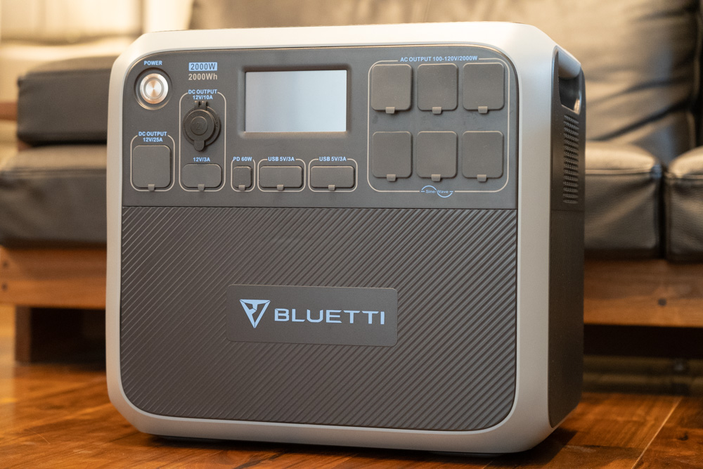 レビュー】最強クラスの大型ポータブル電源 BLUETTI AC200P | キャンプ