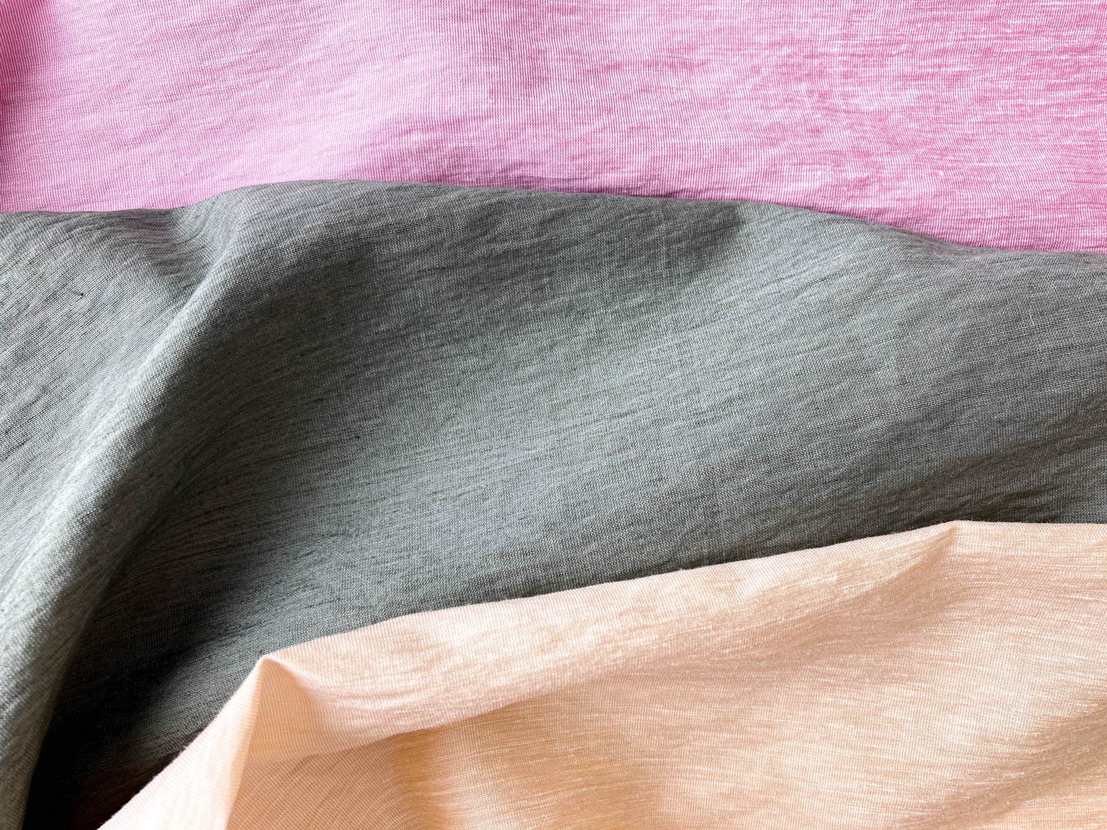 KKF1748-W 麻レーヨンシャンブレー広巾｜無地染｜麻・麻混｜小紋工房