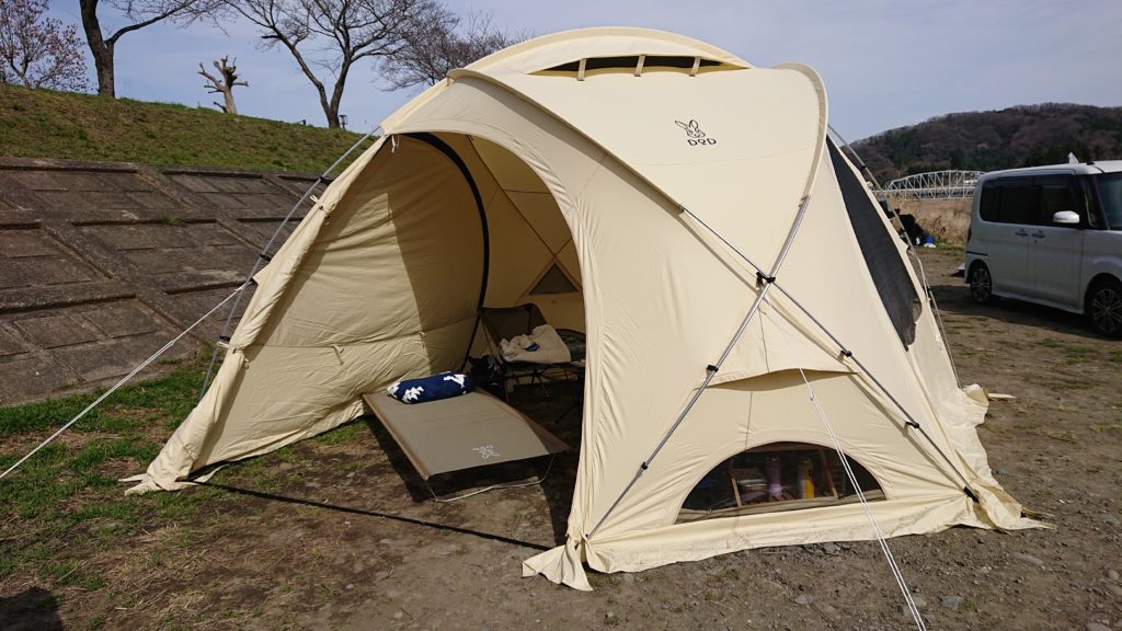 天井の高さ2メートル超え！DODファイヤーベースは解放感抜群の