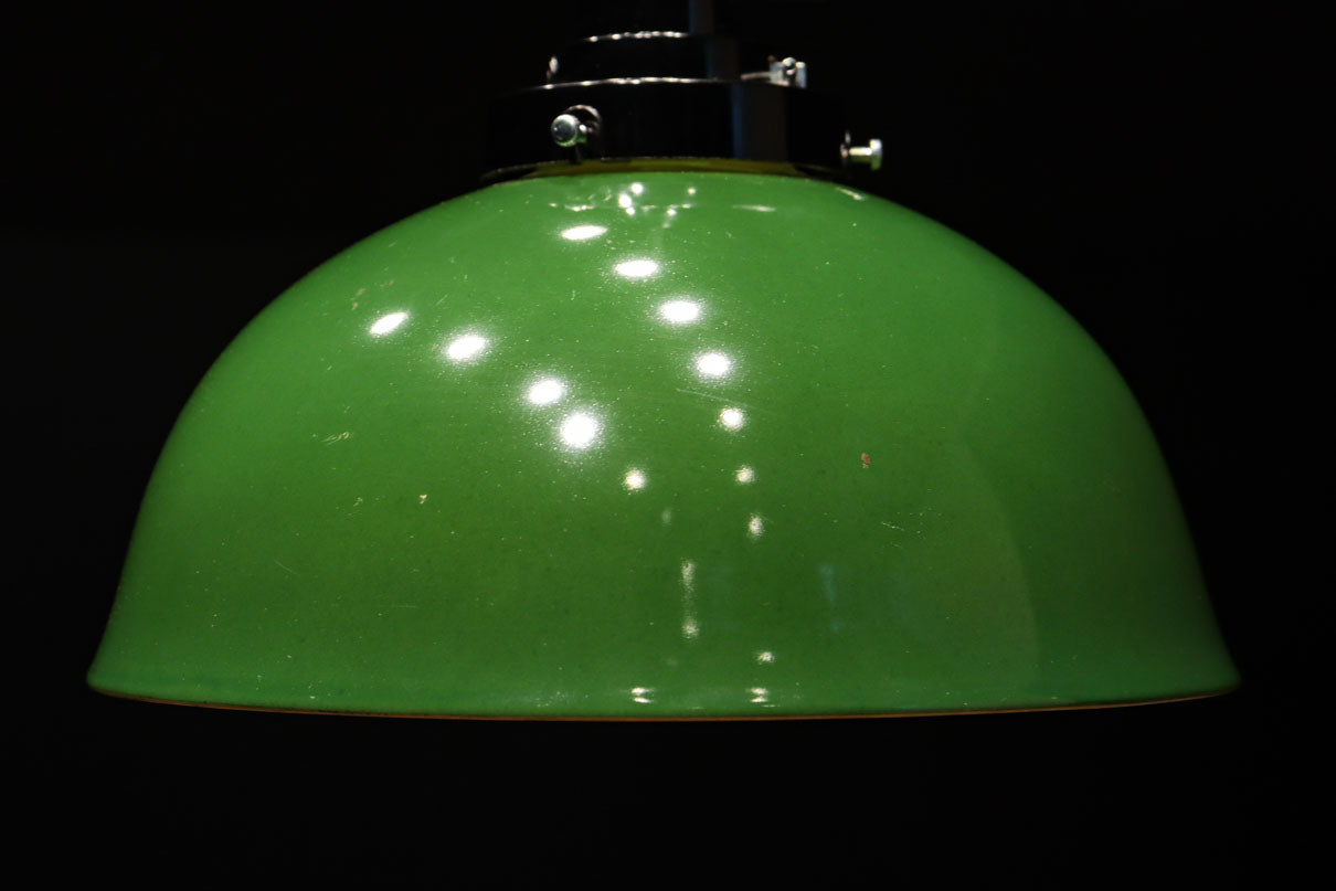 昭和レトロ!! グリーンで整えた大変珍しいノリタケの電笠 DC4877 – 古