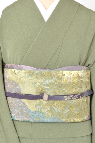 色無地(抹茶色地の縮緬)｜着物レンタルあき (来店着付け無料・全国配送