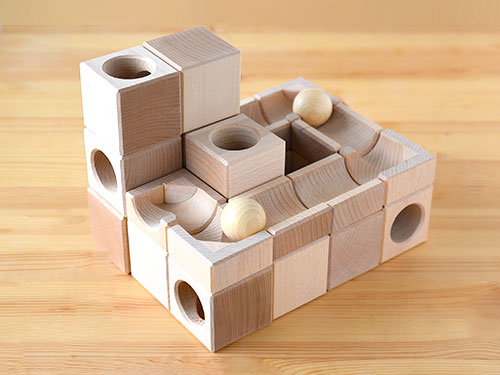 トンネルキューブ Mtoysアトリエ(松島洋一)｜木のおもちゃ KURABOKKO