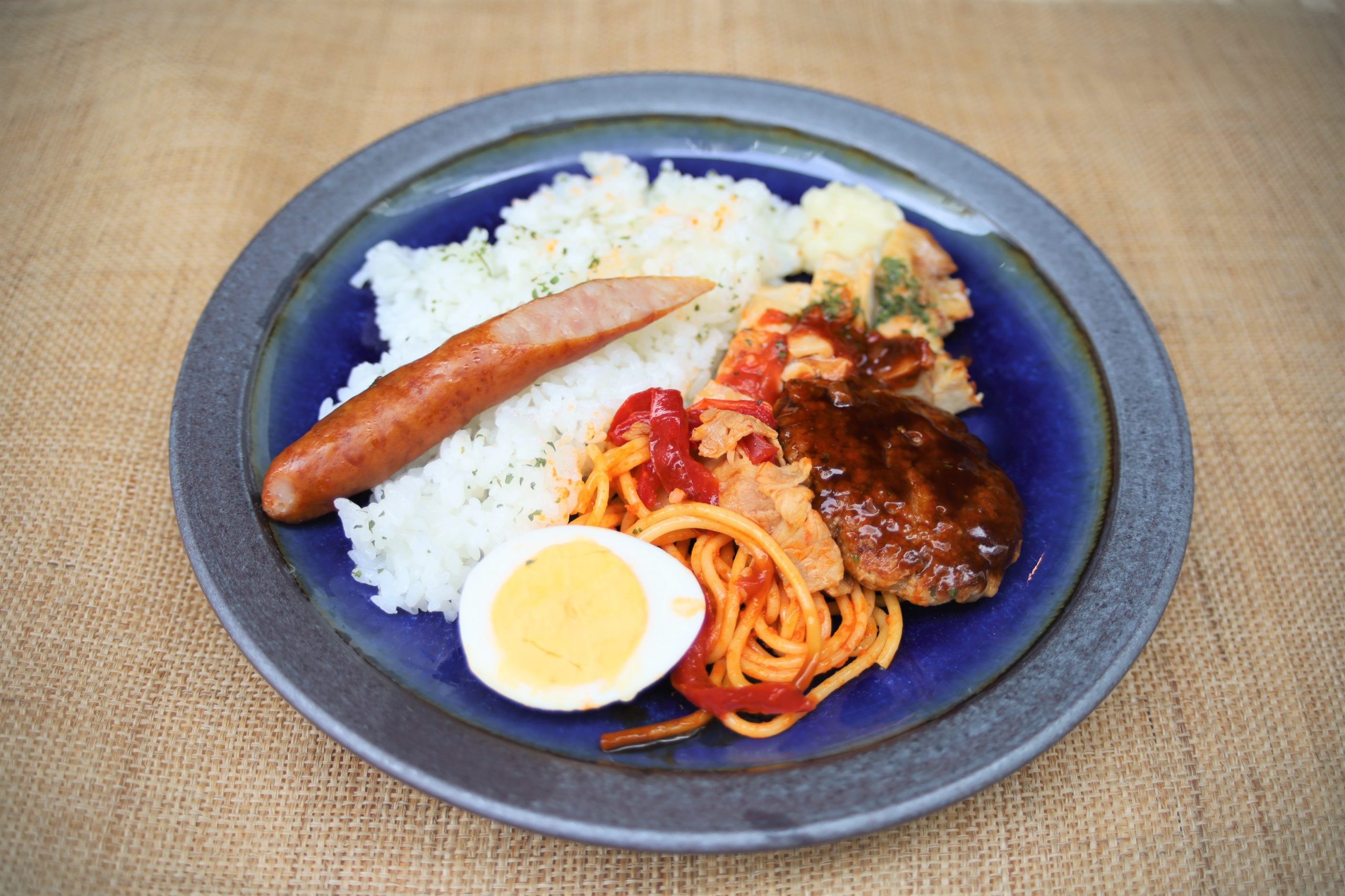 出西焼 8寸 縁鉄砂呉須釉皿/Syussai-yaki/24cm dish/Blue – 倉日用商店