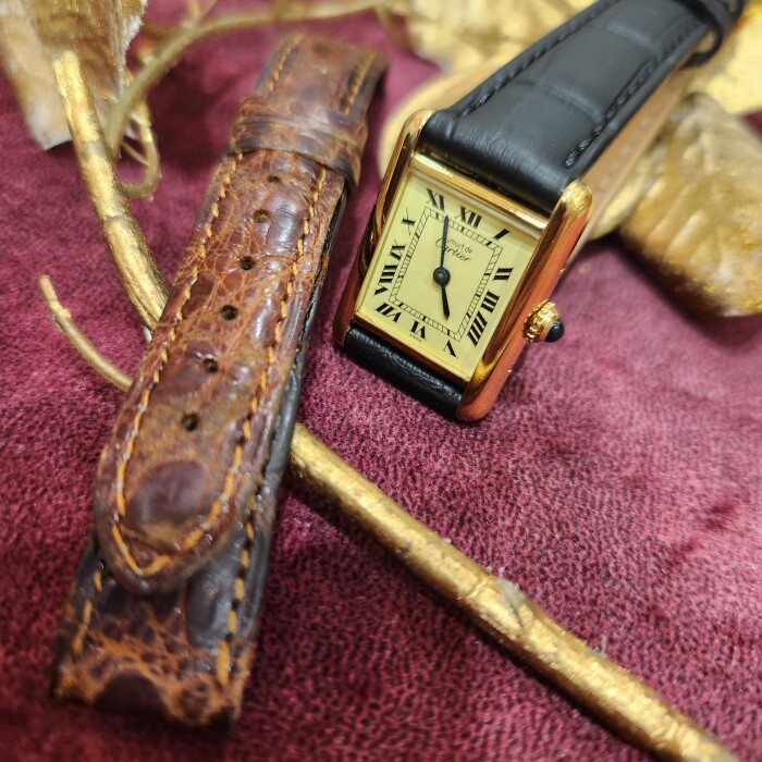 Cartier】純正ベルト付！人気のマストタンクをご紹介！｜チックタック