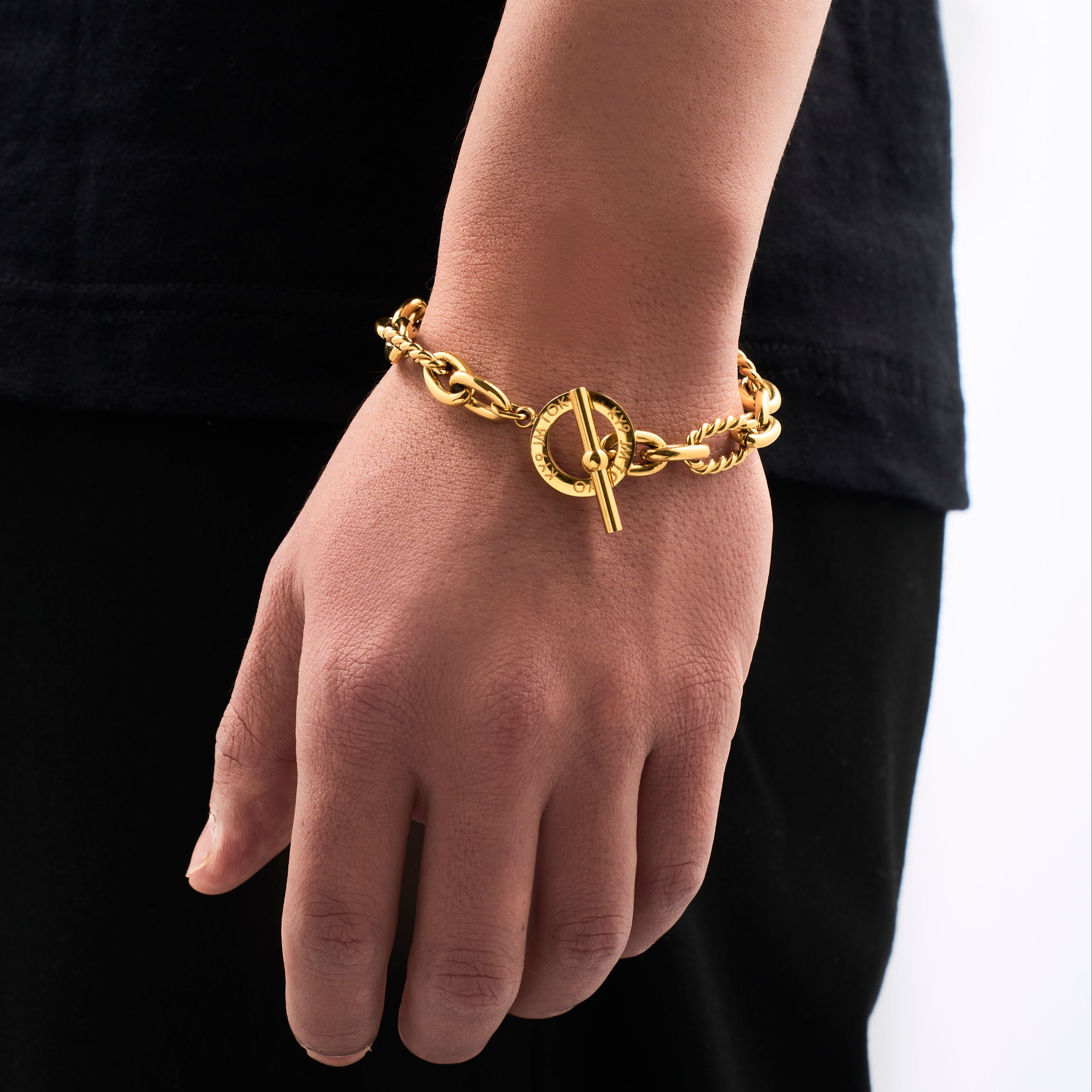 Nawa Toggle Bracelet (Gold) – KY9 JM