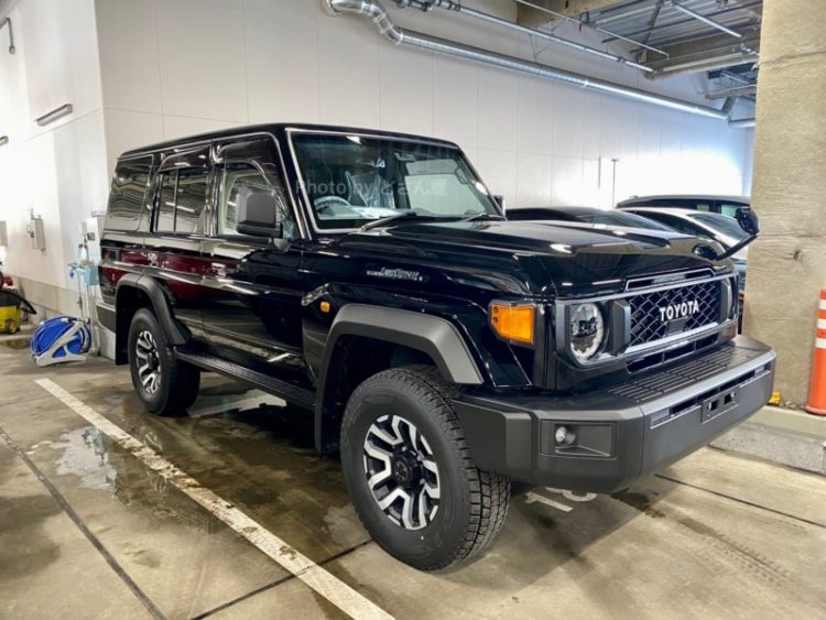 ブラックの再再販ランクル70画像 by どさん鯉さん | ランクル70研究所