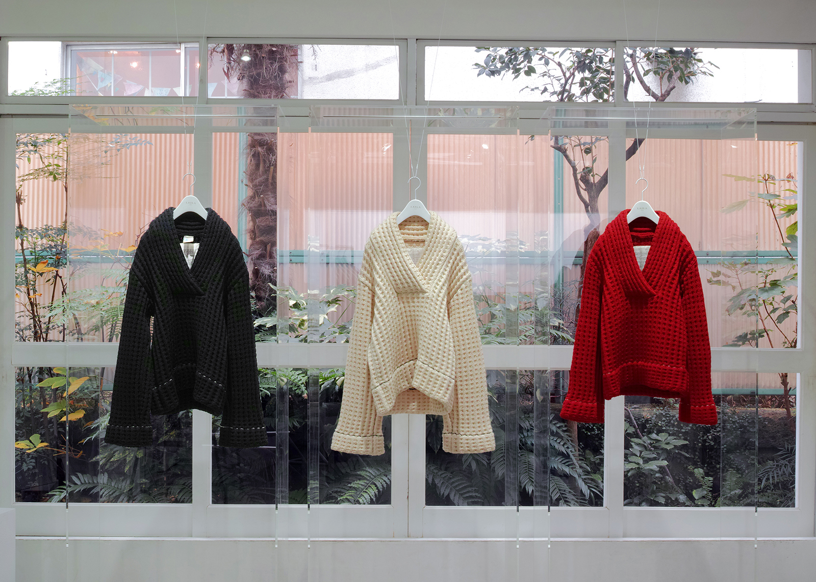 MISS DEANNA FOR MARTIN MARGIELA | LAILA TOKIO