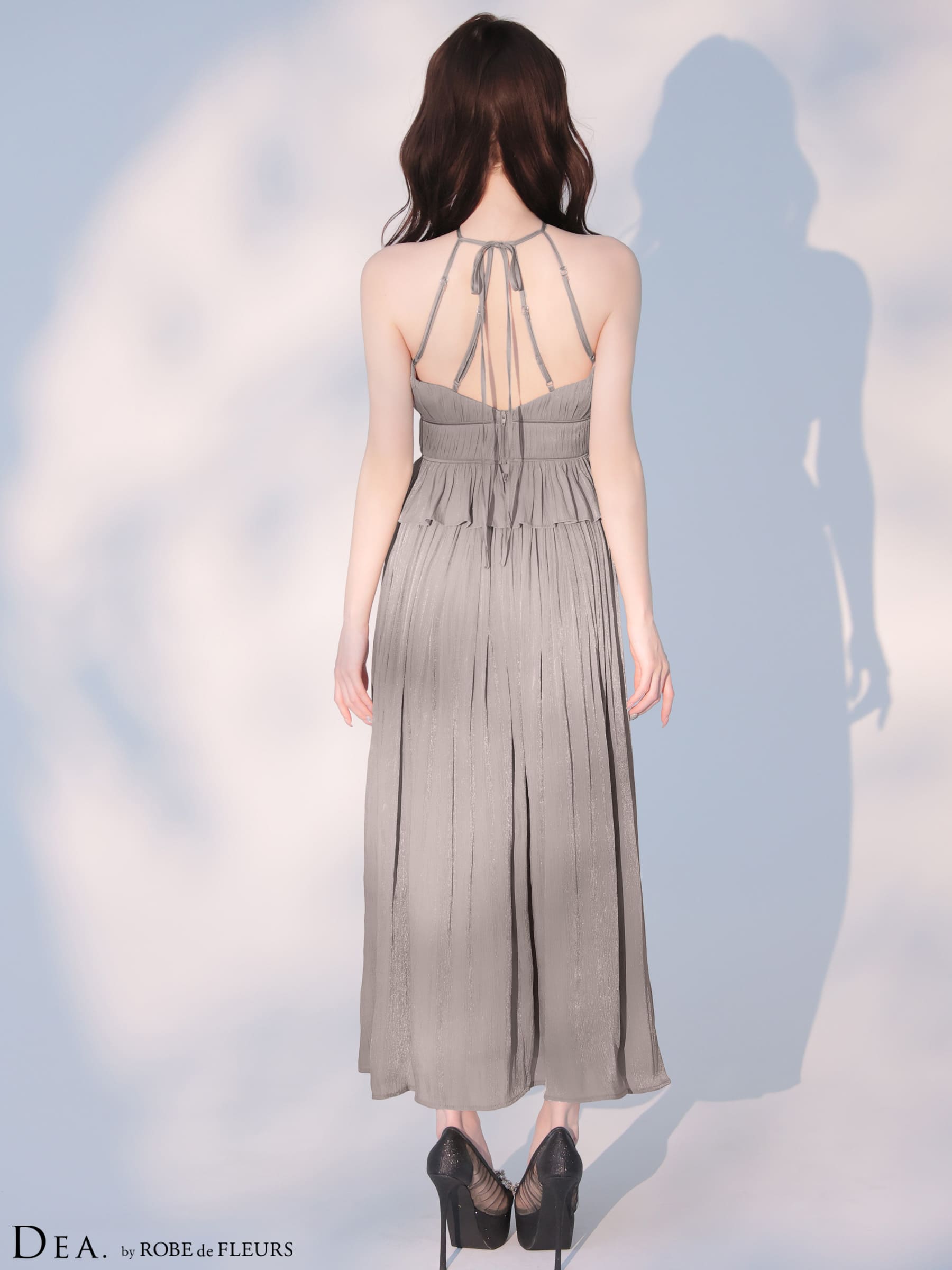 DEA.by ROBE de FLEURS/ディア】ホルターネック プリーツ セットアップ