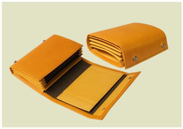 エムピウ ミッレフォッリエ風のウォレット レザークラフトの作品