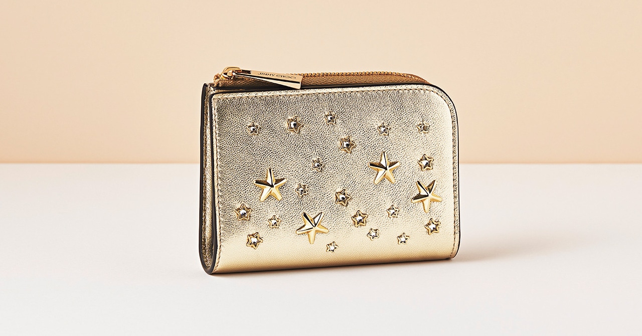 ジミー チュウ・ゴールドの開運財布】スタッズとクリスタルの星で