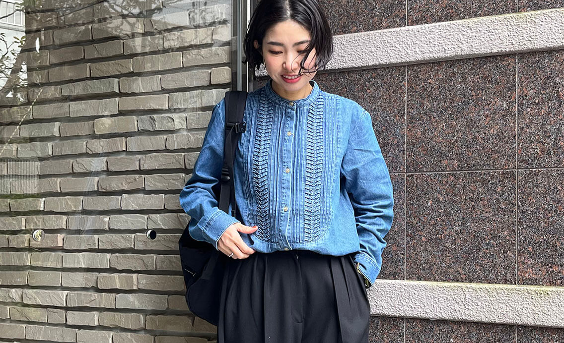 8800のデニムシャツが優秀】トップスにも羽織にも！ LEEマルシェ