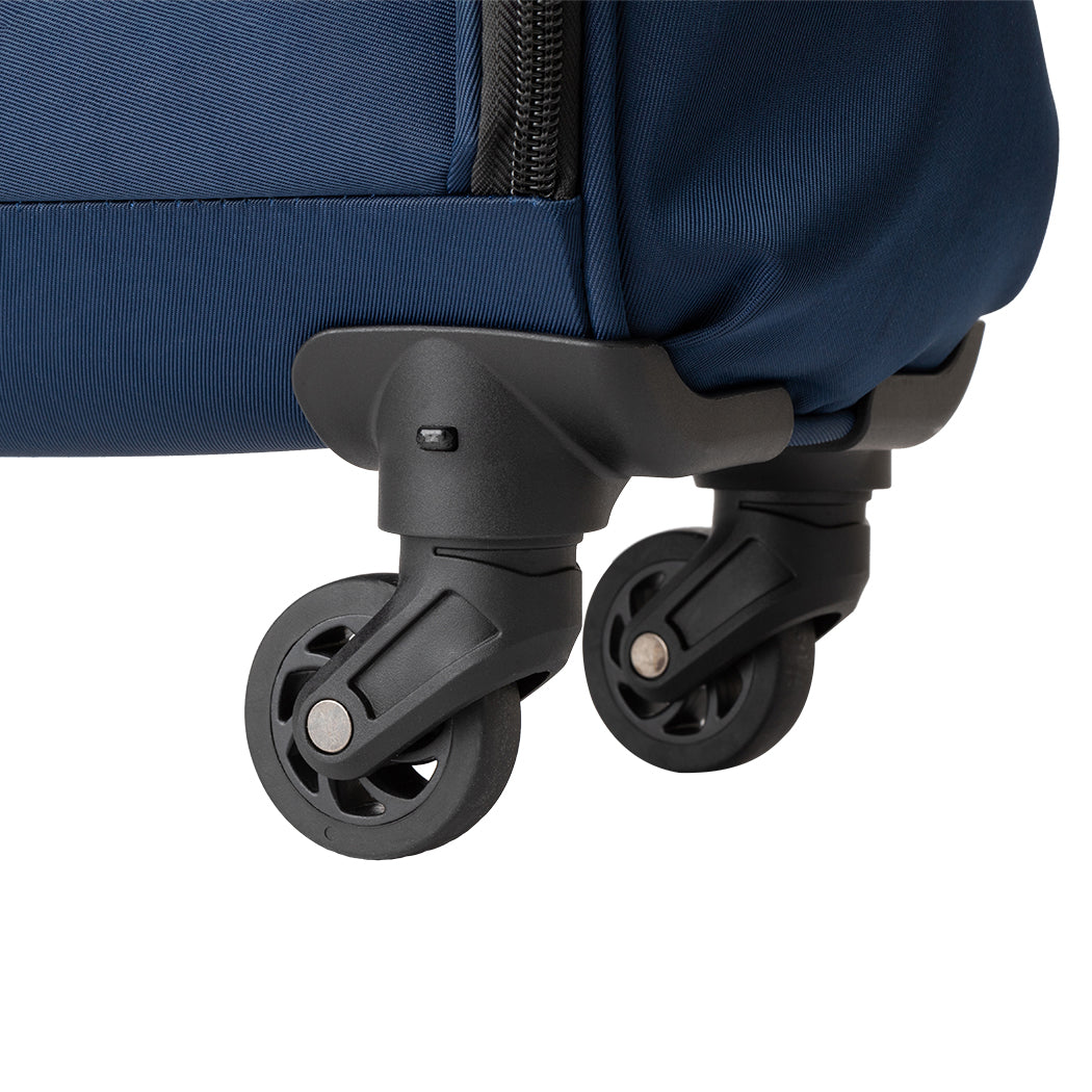 リュック×キャリーの2WAYモデル レジェンドウォーカー 4052 ALES