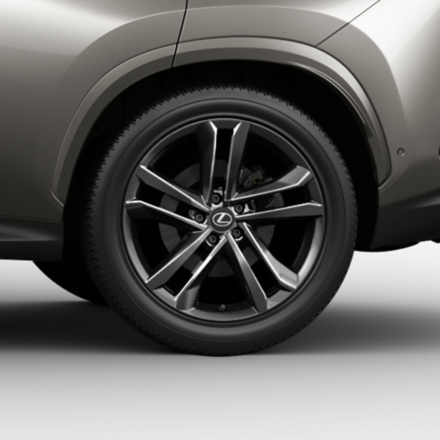 LEXUS ‐ NX｜エクステリア