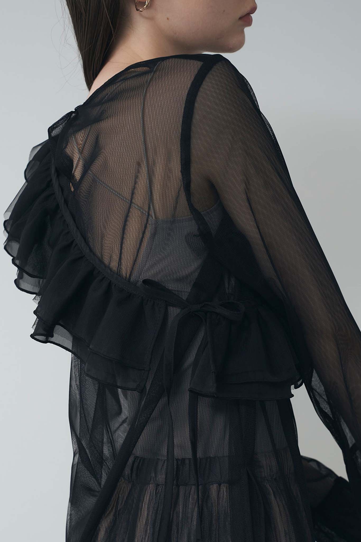 alice auaaドットチュールフリル付きトップス 黒 フリル付きチュール