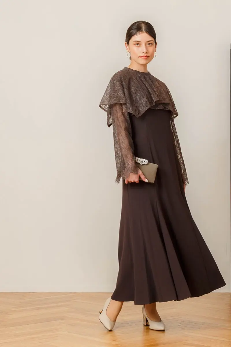 ブラウンのレイヤードケープドレス | ANDRESD | S | 結婚式パーティー