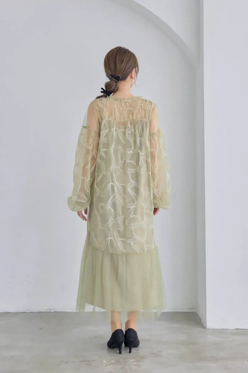 グリーンのリボンエンブロイダリーレイヤードドレス | Dorry doll | M