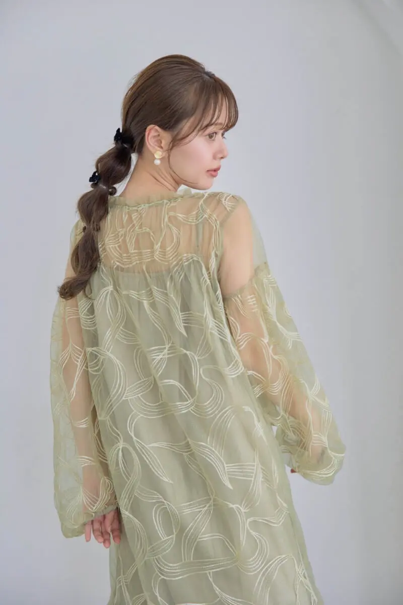 グリーンのリボンエンブロイダリーレイヤードドレス | Dorry doll | M